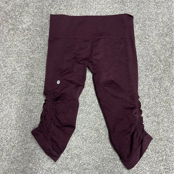 Lululemon Pants Women's 4 Maroon Ebb And Flow Crop Athletic Workout Gym Leggings - Picture 7 of 9